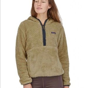 Patagonia women’s Los Gatos hooded fleece pullover